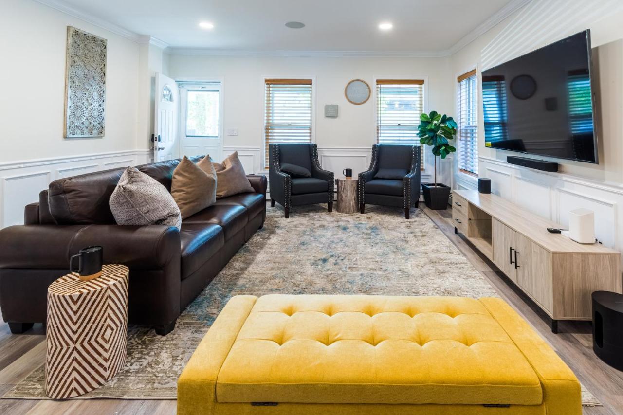 Luxurious Retreat, Parking, Restaurants, Near New Hope, 1mile Delaware River Holiday home Lambertville