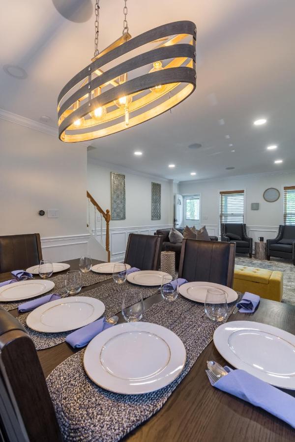 Luxurious Retreat, Parking, Restaurants, Near New Hope, 1mile Delaware River Holiday home